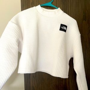 North Face sweatshirt never worn!
